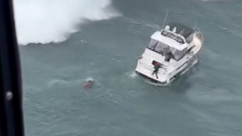 See the moment a huge wave pummels this boat during Coast Guard rescue attempt | CNN