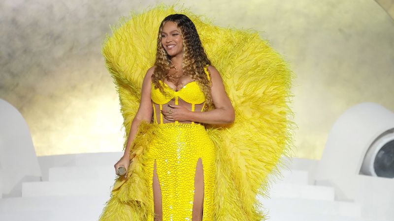 See Beyoncé's surprising backup dancer during 'Renaissance' tour - CNN