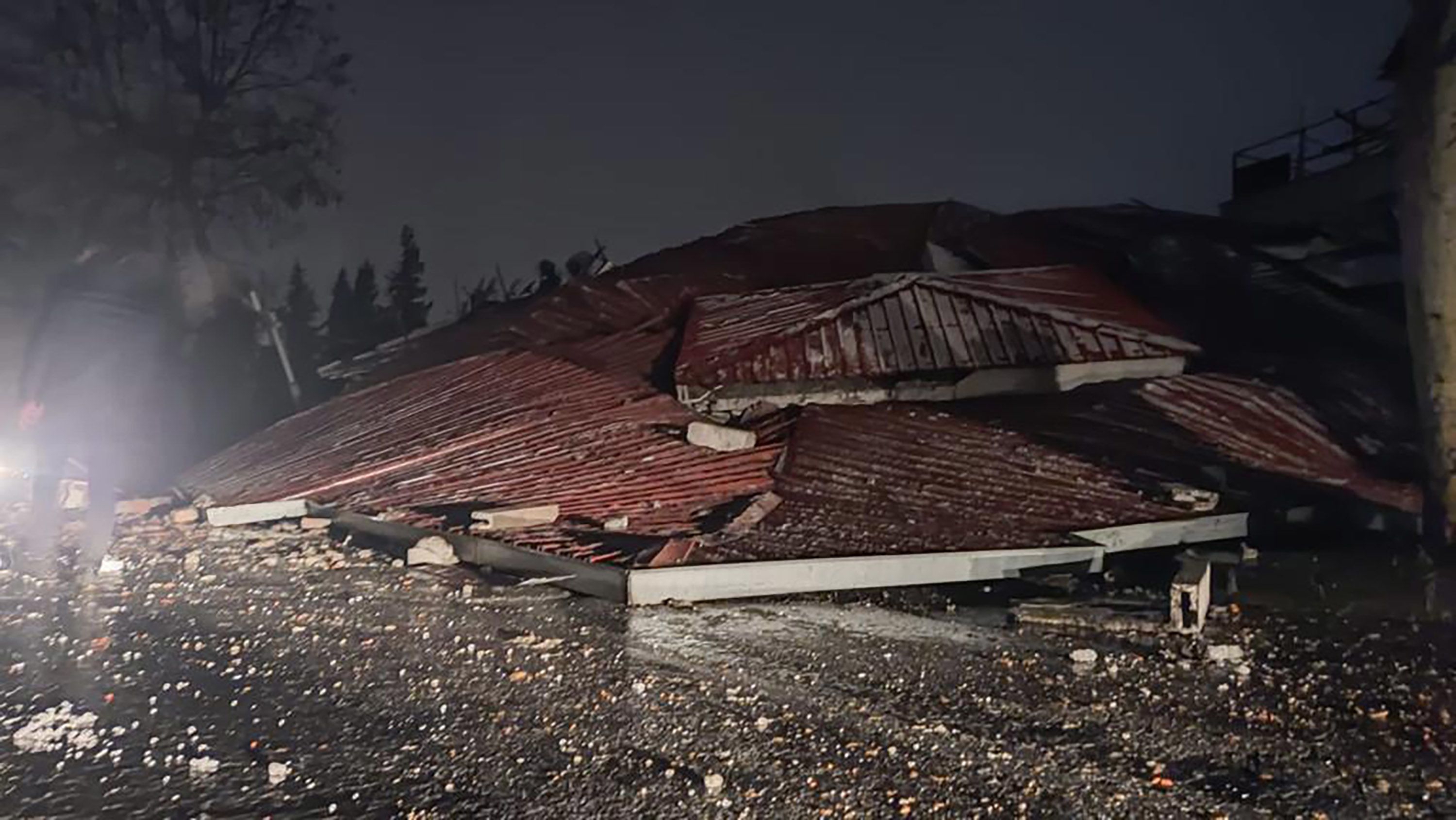 Turkey earthquake: At least 118 dead as 7.8-magnitude earthquake hits  country's south | CNN