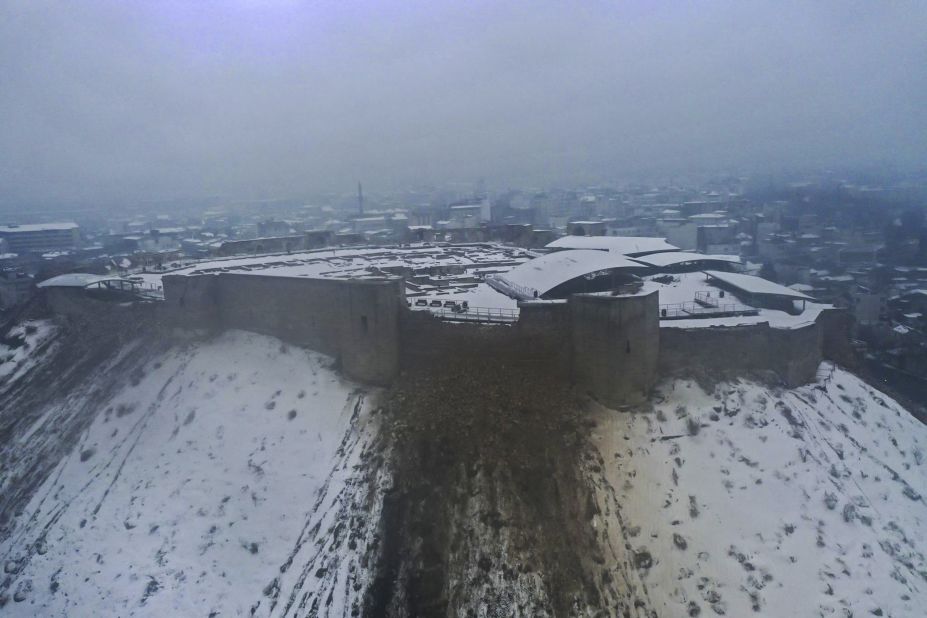 The quake damaged Turkey's <a href="http://www.cnn.com/travel/article/gaziantep-castle-destroyed-turkey-earthquake/index.html" target="_blank">Gaziantep Castle</a>.