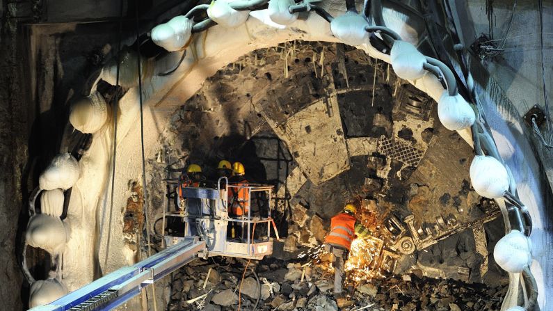 <strong>North-South Line: </strong>The construction of Amsterdam's underground North-South metro line was a tricky business as it burrowed beneath the foundations of old buildings and the city's waterways.