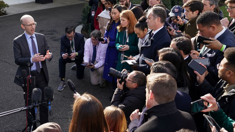 NextImg:White House looks to undercut GOP arguments ahead of border security hearing | CNN Politics