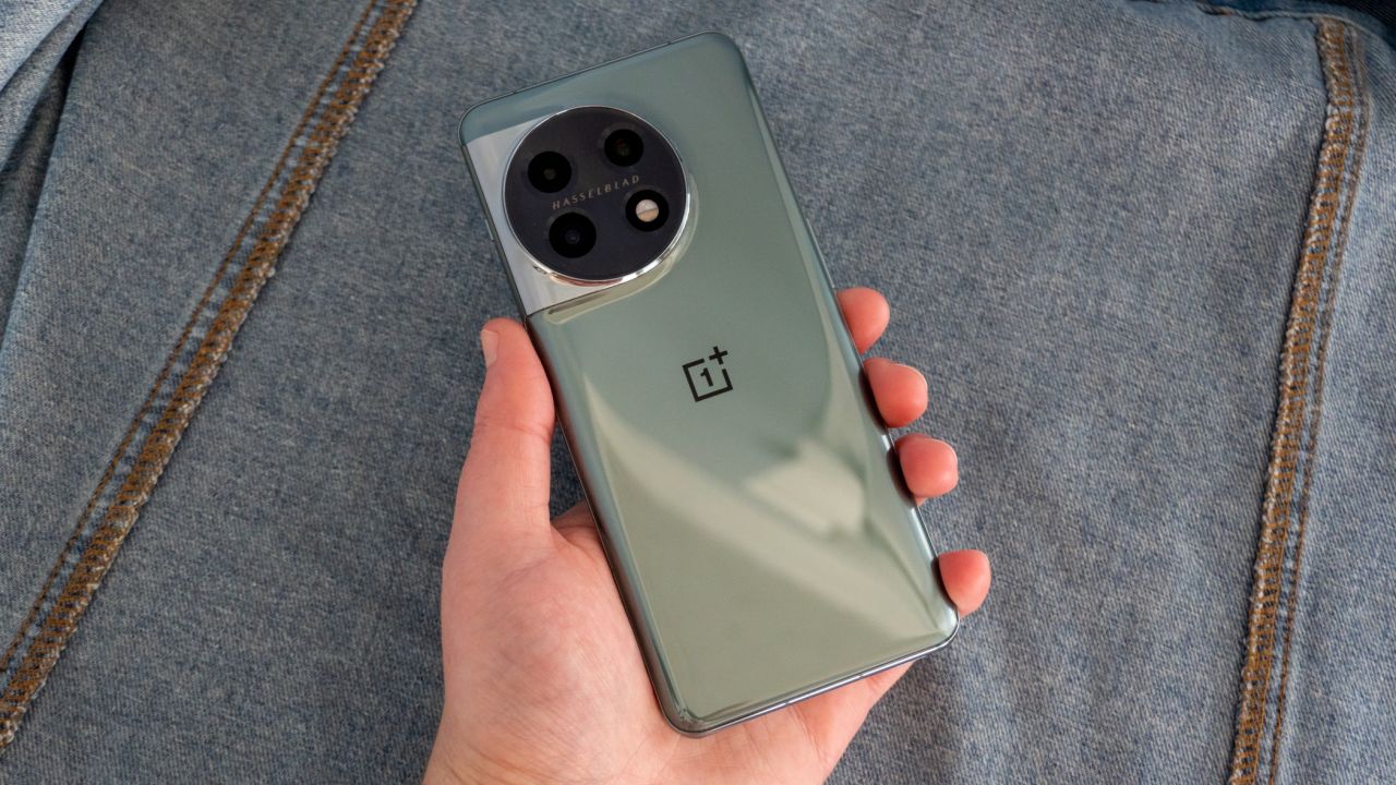 OnePlus 11-18