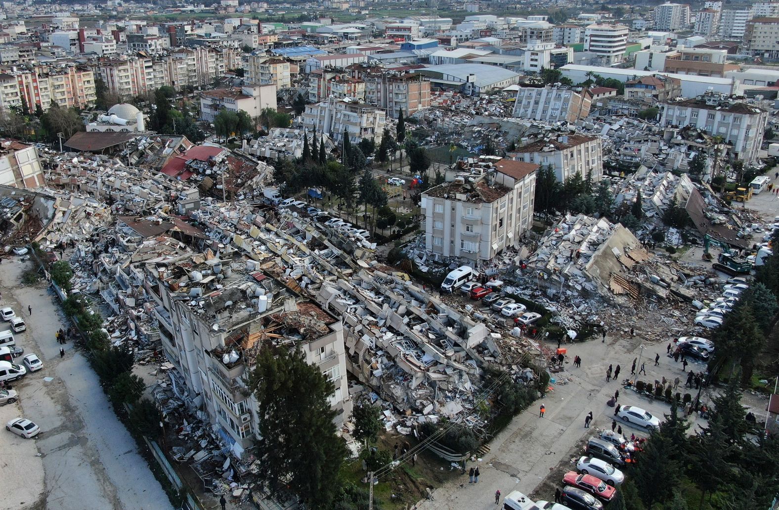 Deadly Quake Strikes Turkey And Syria Cnn 