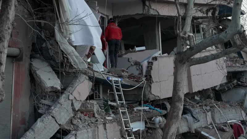 Watch: CNN captures the moment Turkey residents are rescued from debris | CNN