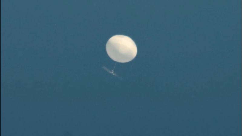See image of a Chinese balloon hovering over Taiwan