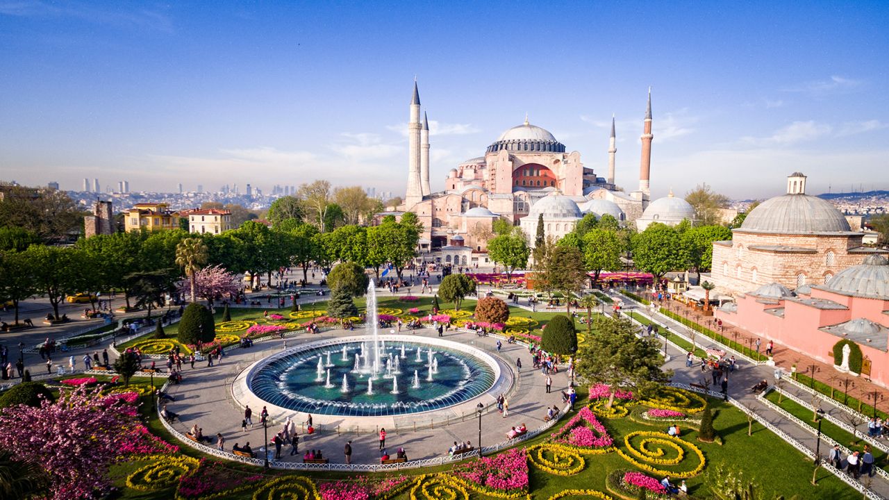 Istanbul was unaffected by the earthquake.