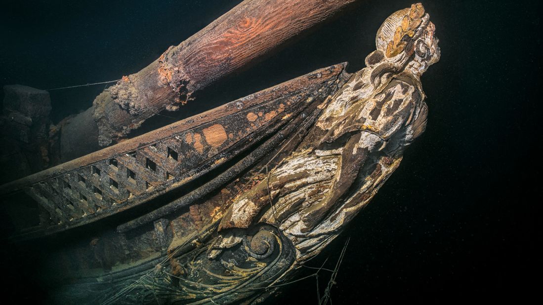 <strong>Capturing details:</strong> The 19th century steamer Astrid is in "poor condition," writes Douglas, but its figurehead remains intact.