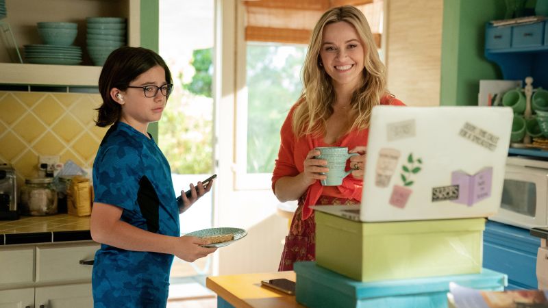 NextImg:'Your Place or Mine' pairs Ashton Kutcher and Reese Witherspoon in a split-screen rom-com | CNN