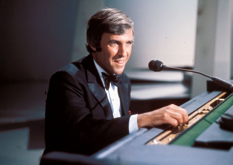 In Pictures: Legendary Songwriter Burt Bacharach | CNN