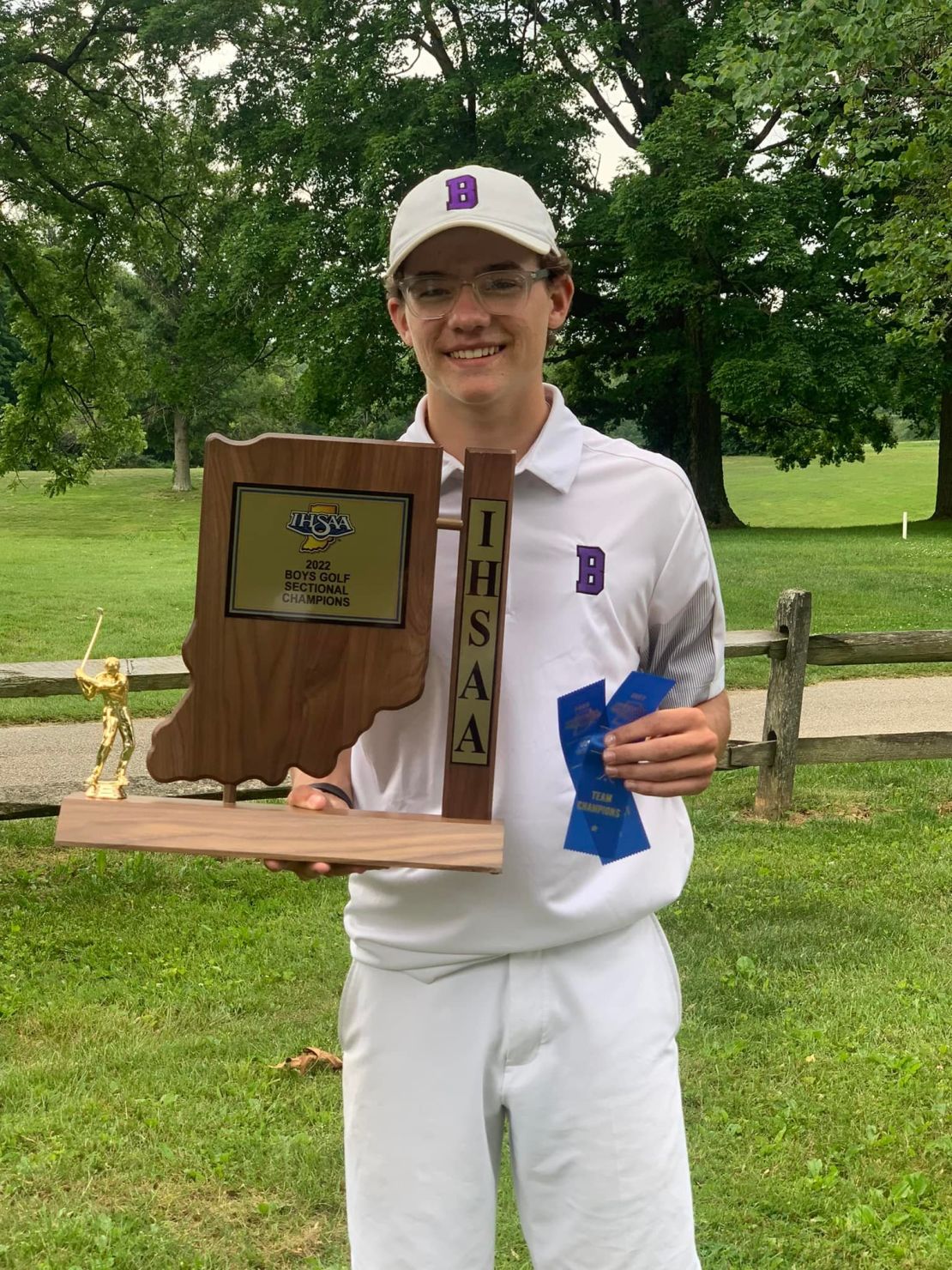 Gilmore celebrates his sectional title at the 2022 Indiana High School Athletic Association (IHSAA) state tournament.