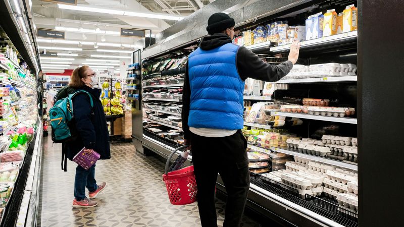 NextImg:Consumer sentiment rises to 13-month high on strong jobs report, lower inflation | CNN Business