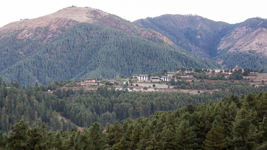 <strong>Gangtey Lodge, Bhutan: </strong>After a pick-up at the country's only international airport, Gangtey guests can enjoy a 30-minute helicopter flight over the country's capital city of Thimphu and across majestic valleys, forests, houses and hills before arriving at the lodge.