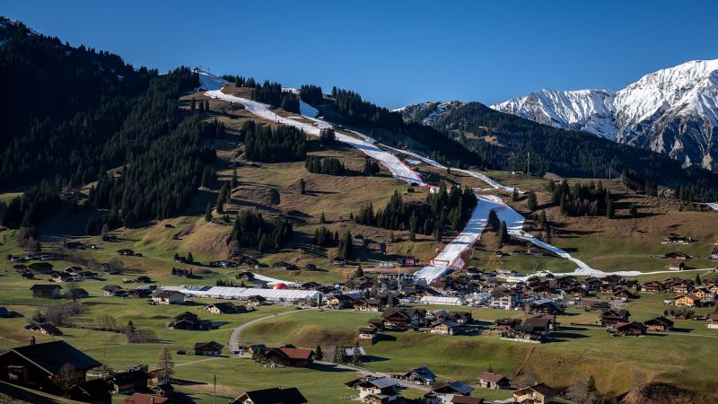 NextImg:'Exceptional' warming: January temperatures 2.2 degrees higher than average in Europe | CNN
