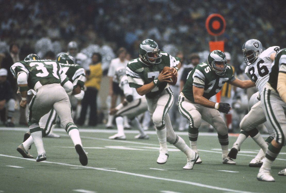 Ron Jaworski led the 1981 Eagles against the Oakland Raiders at Super Bowl XV, but it wasn't a pleasant memory for Tapper.