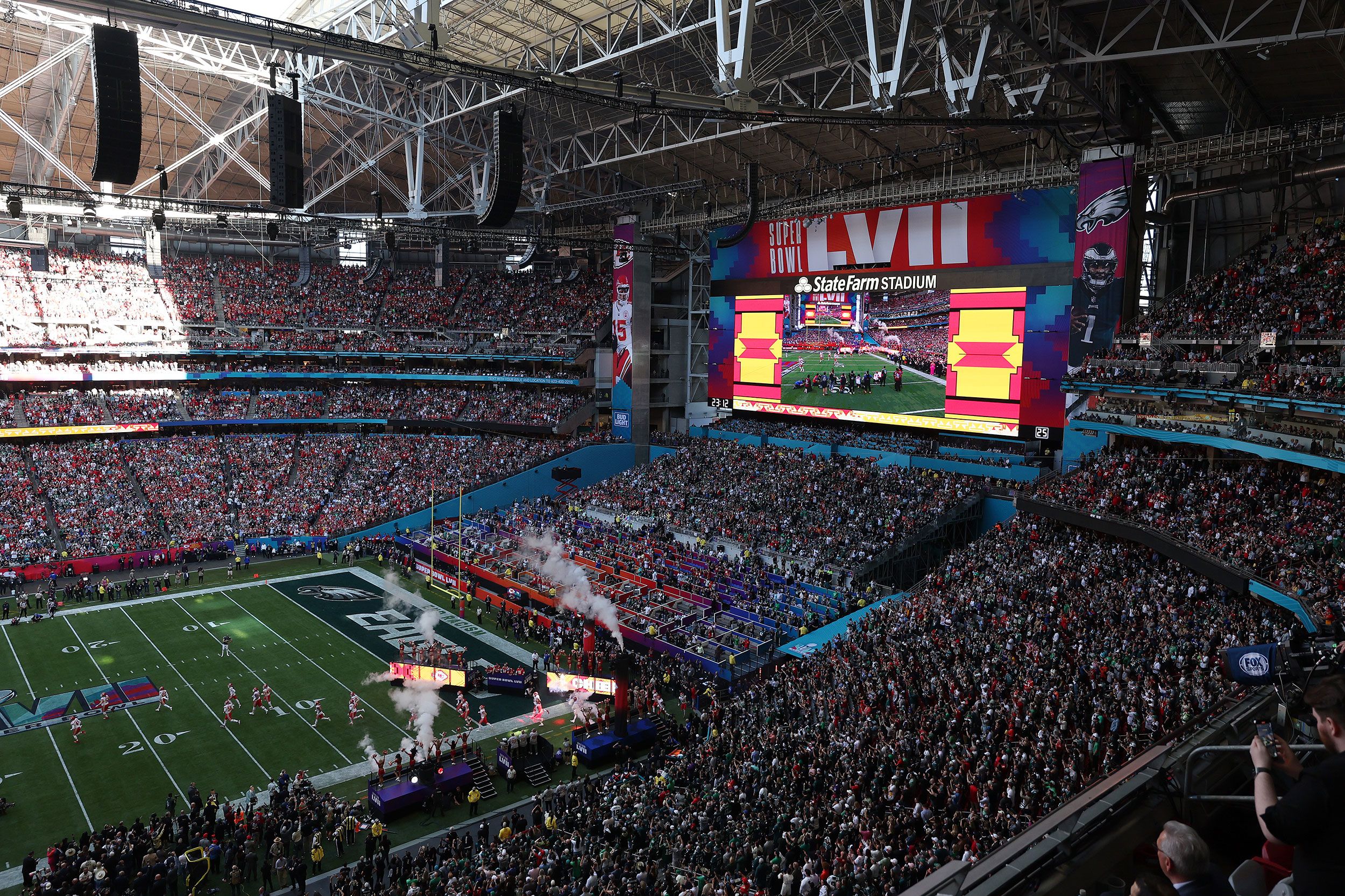 The best photos from the 2023 Super Bowl