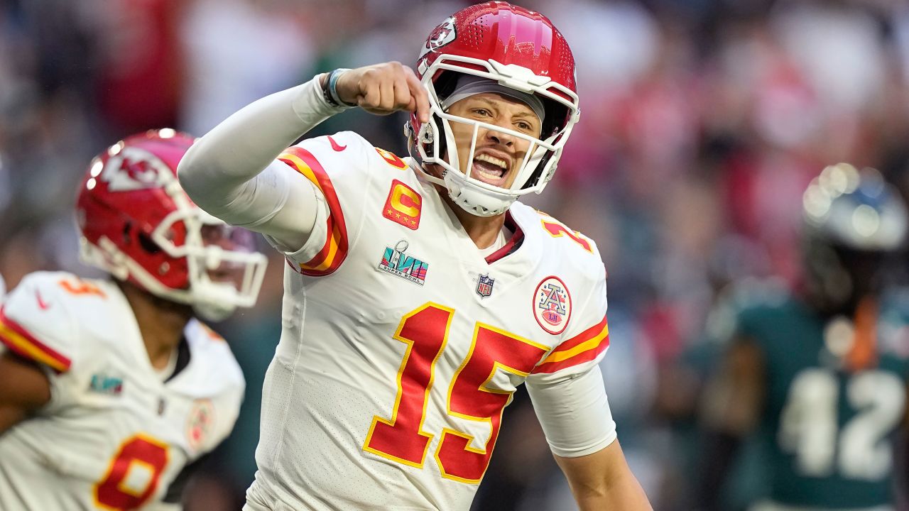 Mahomes celebrates a touchdown against the Eagles.