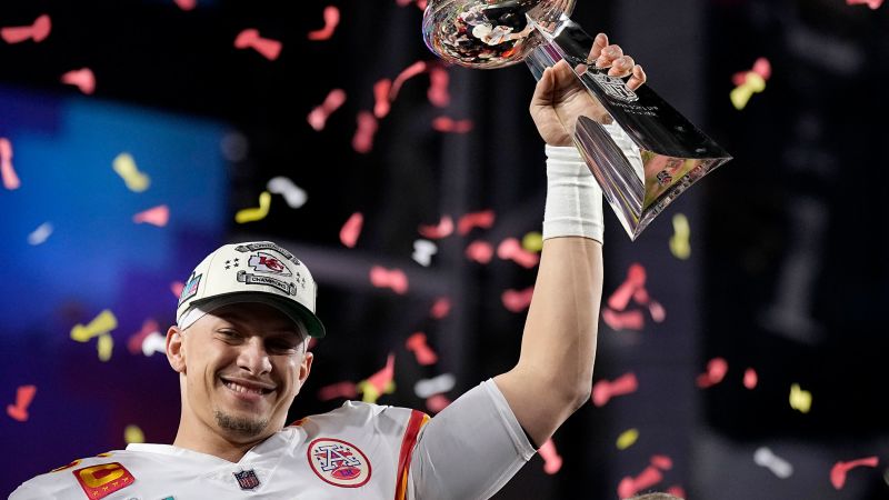 NFL MVP Patrick Mahomes leads Kansas City Chiefs to 38-35 win over the Philadelphia Eagles in classic Super Bowl | CNN