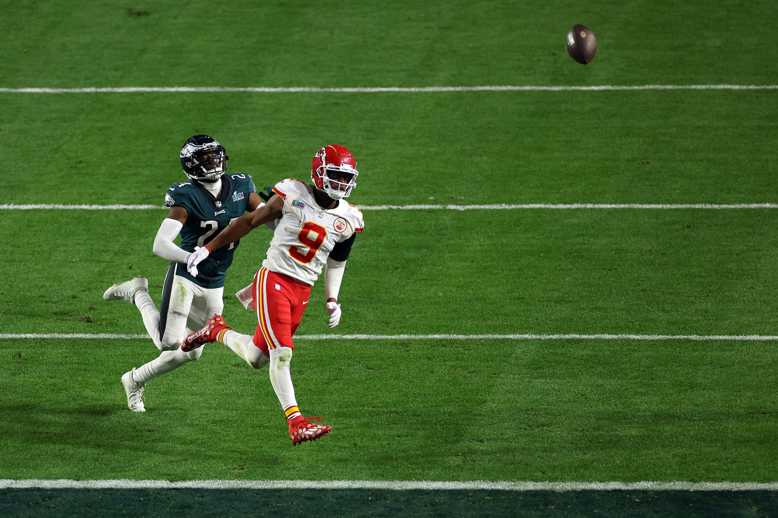A pass soars over the head of Kansas City wide receiver JuJu Smith-Schuster late in the fourth quarter of the Super Bowl. Eagles cornerback James Bradberry <a href="index.php?page=&url=https%3A%2F%2Fwww.cnn.com%2F2023%2F02%2F13%2Fsport%2Fholding-call-super-bowl-lvii-chiefs-eagles-spt-intl%2Findex.html" target="_blank">was called for holding</a> on the play, setting up the Chiefs' game-winning field goal.