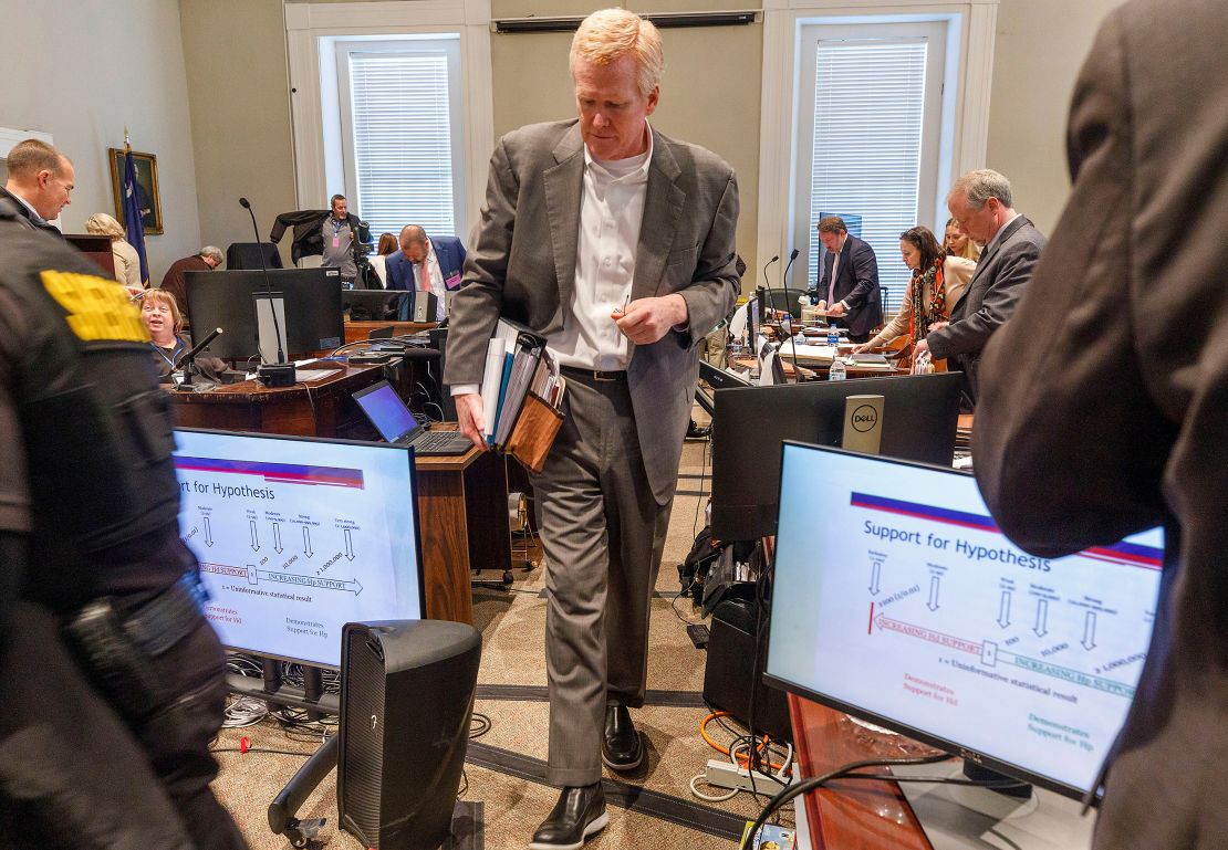 Alex Murdaugh leaves the courtroom during the lunch break on  Monday.