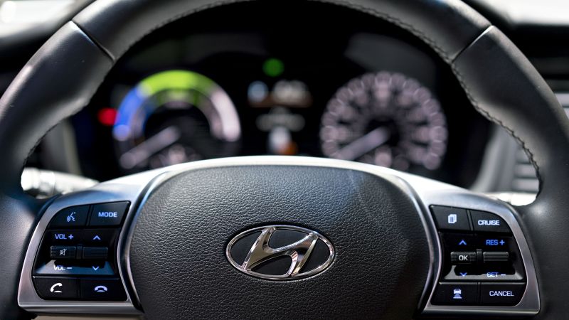 Read more about the article Hyundai and Kia roll out a software patch that makes cars harder to steal – CNN