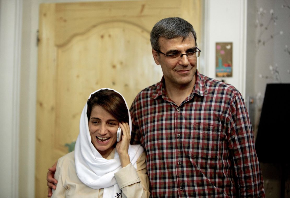 Sotoudeh (left) pictured with Khandan in September 2013.