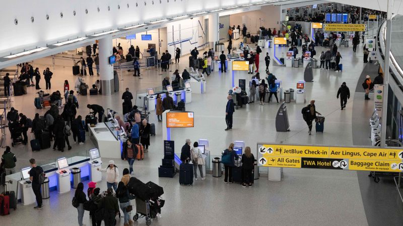Power outage disrupts New York’s JFK Airport Terminal 1 | CNN