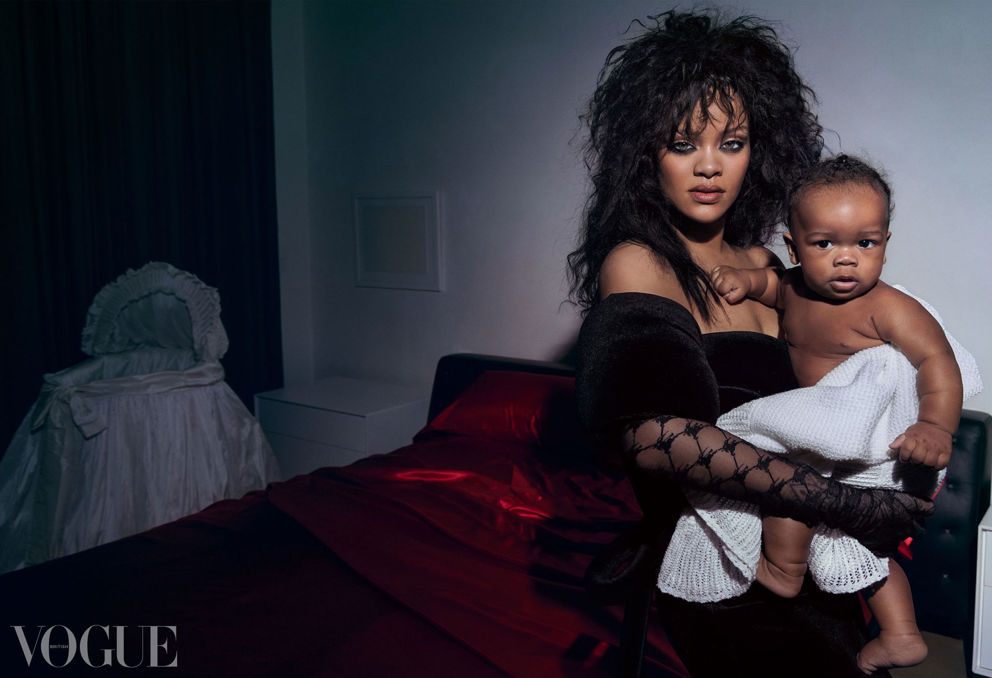 Rihanna continues breaking the rules of maternity style with a sultry new  line for pregnant people - KESQ