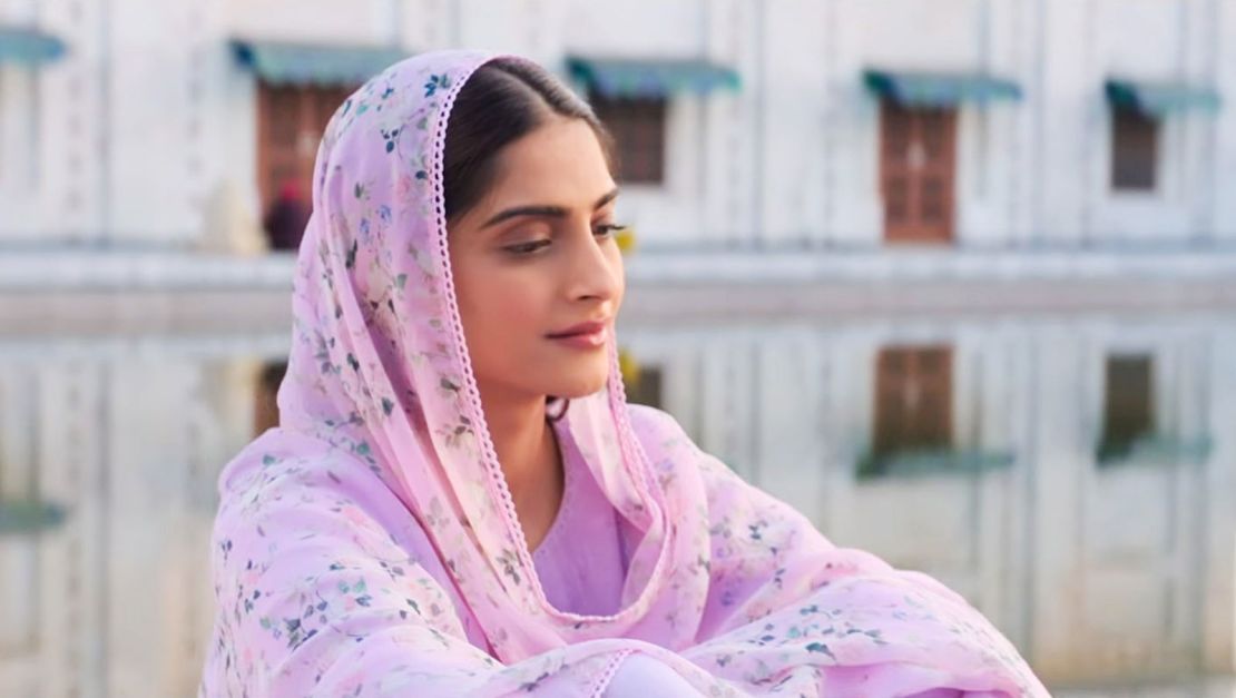 In "Ek Ladki Ko Dekha Toh Aisa Laga," Sonam Kapoor plays a woman attempting to come out to her family.