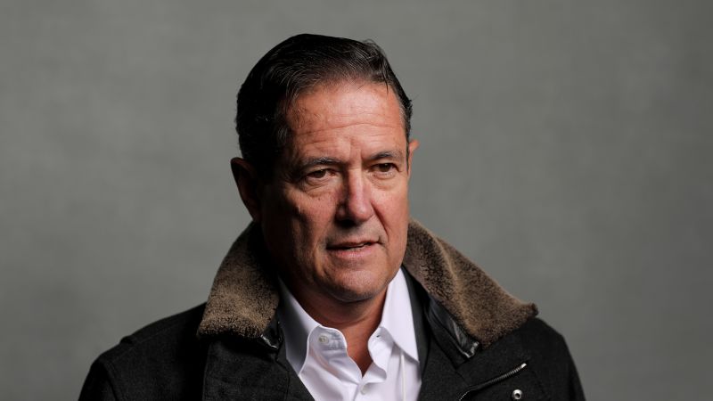 Lawsuit alleges Jeffrey Epstein sent JPMorgan Chase exec photos of young women