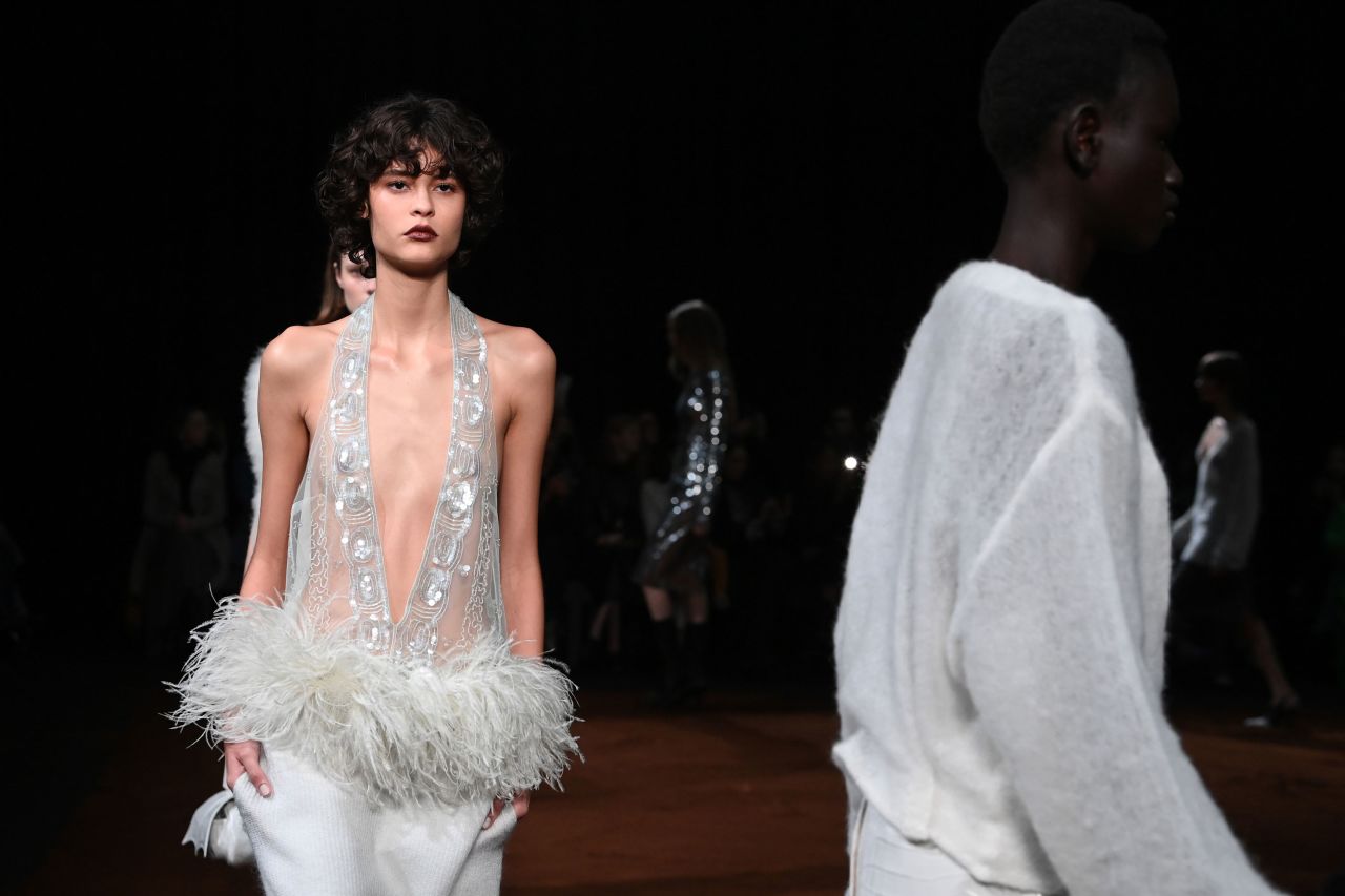 16Arlington presented its new collection on a bed of powdery coffee grounds.