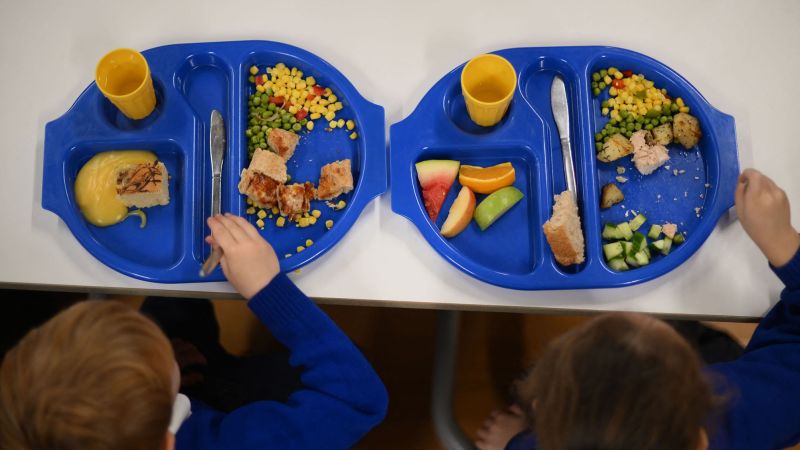 London is handing out free meals for all elementary school children | CNN Business