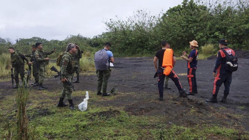 4 dead after Cessna plane crash on Philippine volcano | CNN
