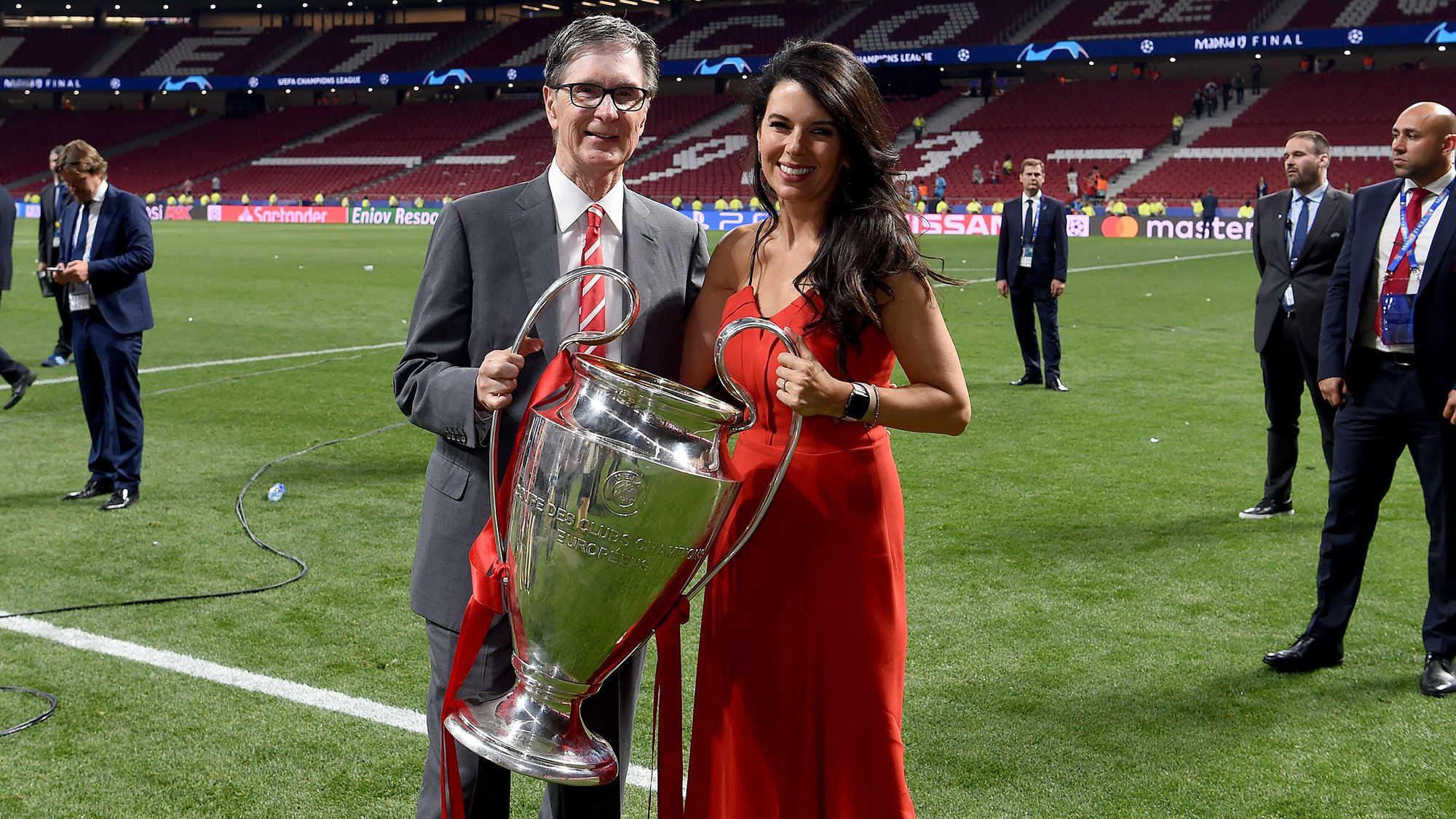 John Henry's Fenway Sports Group puts English soccer club Liverpool up for  sale (report) 