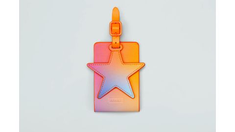 away aura luggage tag cnnu