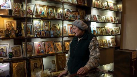 A year after the Russians' brutal occupation, Bucha is rebuilding. But the survivors remain broken 8 Tetiana Yeshchenko rarely went to church before Russia's invasion. Now she works at St. Andrew's.