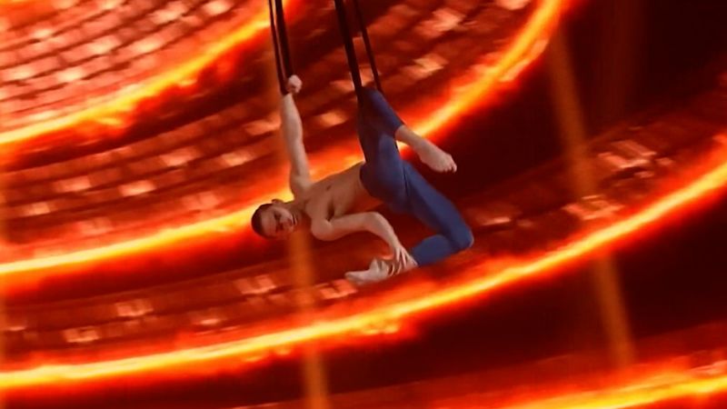 18-year-old aerialist stuns Simon Cowell on 'America's Got Talent: All-Stars' finale | CNN Business