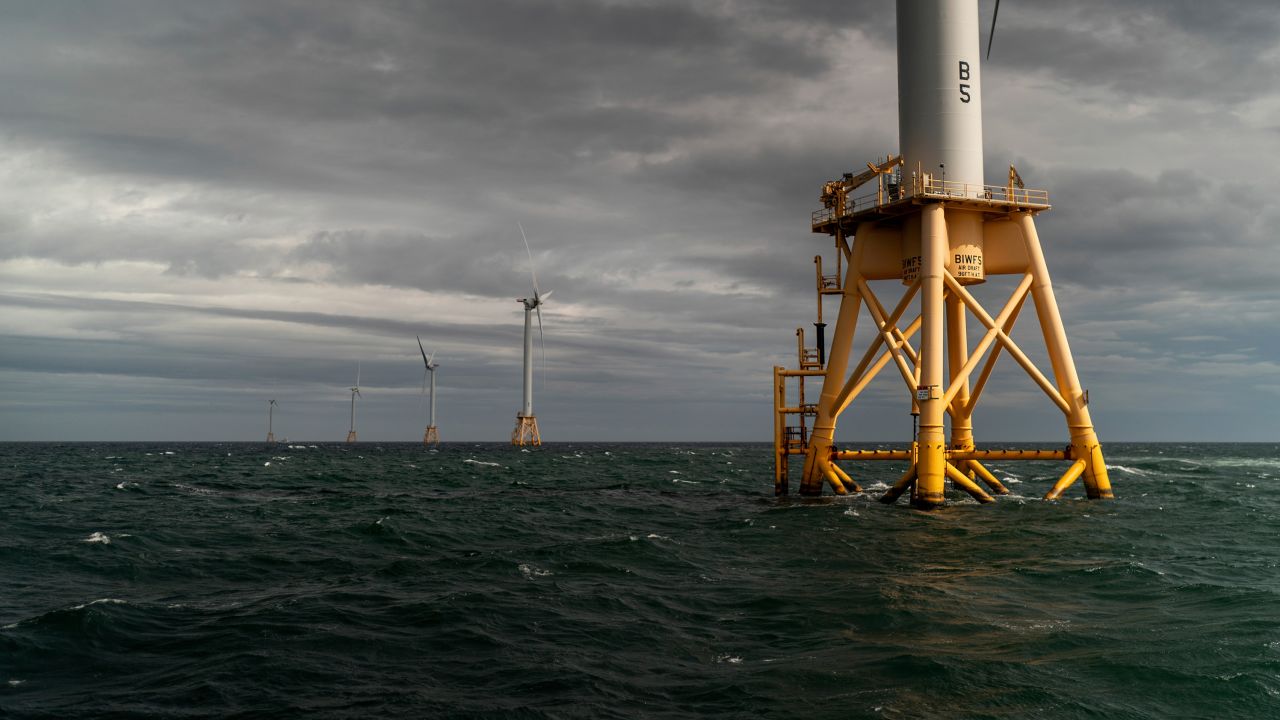 Biden administration announces first-ever wind energy lease sale in Gulf of Mexico (cnn.com)