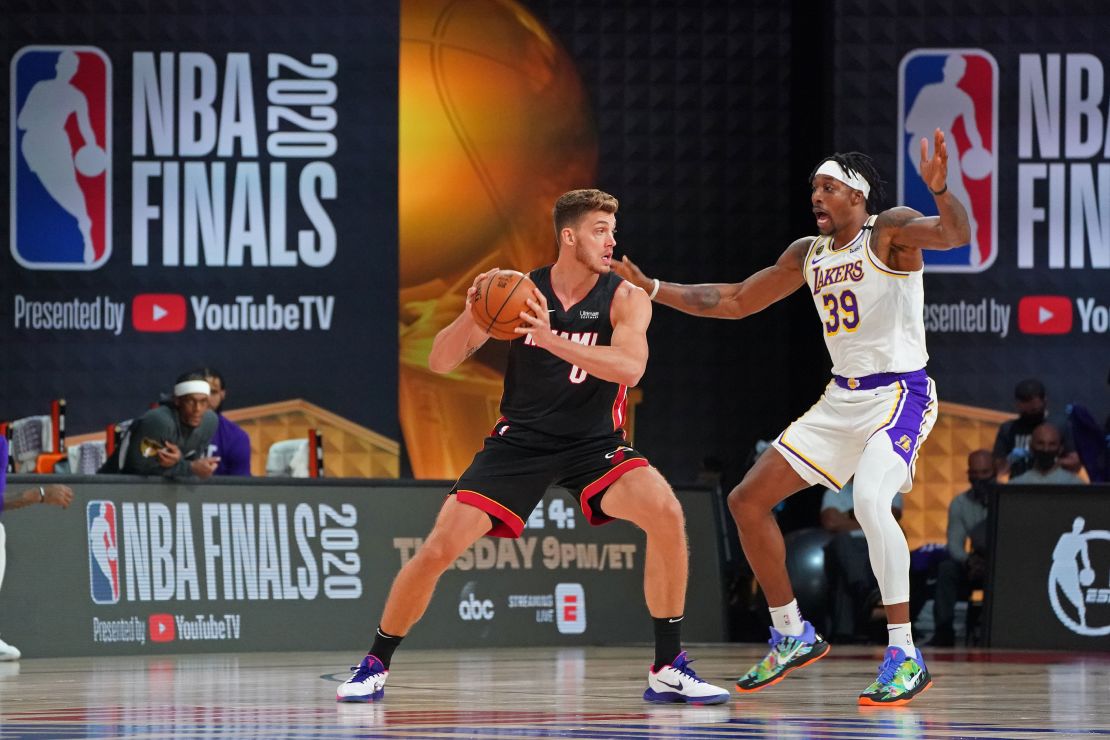 Leonard looks to drive to the basket during the Miami Heat's game against the Los Angeles Lakers during Game Three of the NBA Finals on October 4, 2020.