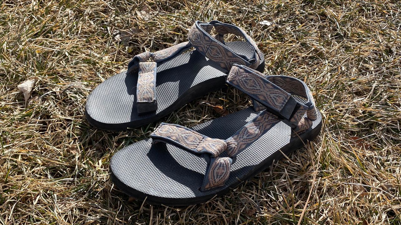 Simple Men's Sandals for All Occasions - The New York Times