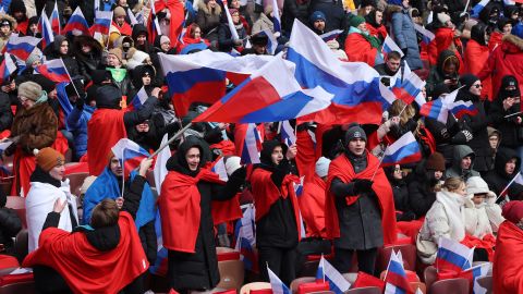 Miles asistieron a la manifestación en un estadio en Moscú