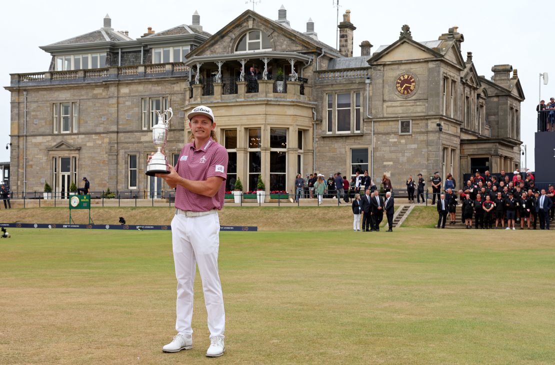 Smith poses with the Claret Jug.