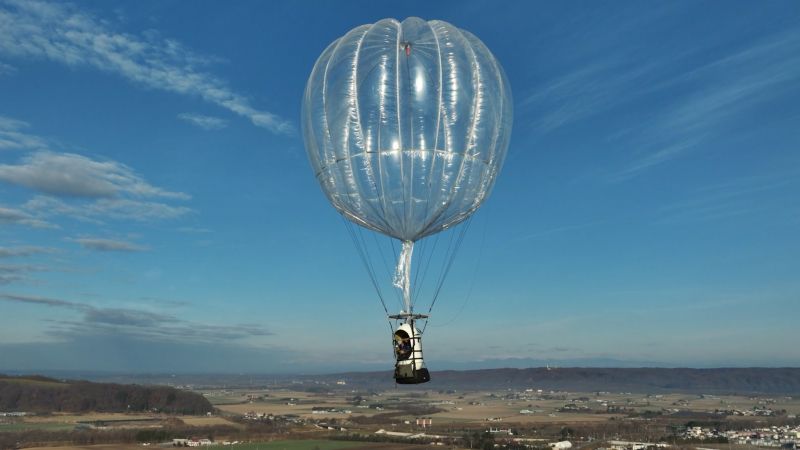 Video: Traveling by balloon into the atmosphere could look like this | CNN Business