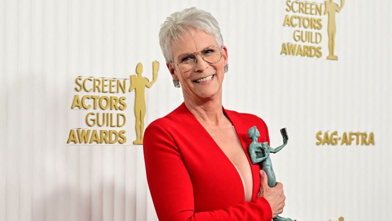 Video: SAG Awards 2023 contains Jamie Lee Curtis calling herself ‘nepo child’ in acceptance speech | CNN