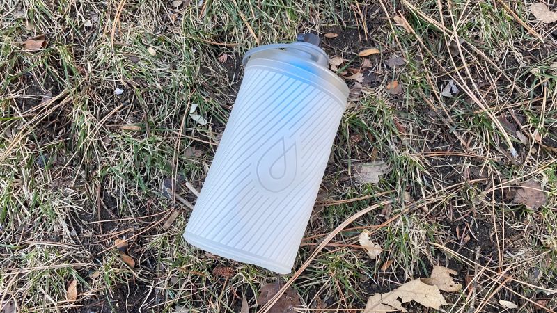 HydraPak Flux+ 1.5L review: A close-to-perfect bottle with a few shortcomings | CNN Underscored