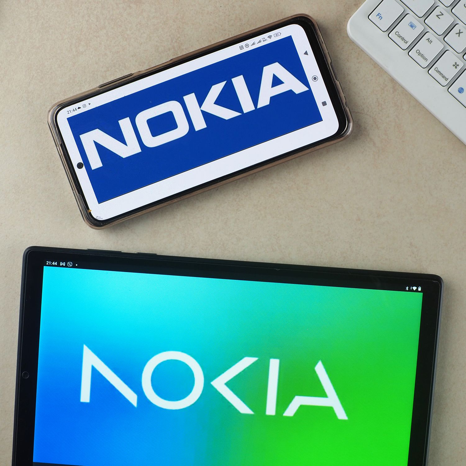 Nokia redesigns iconic logo to remind the world it\'s not a phone ...