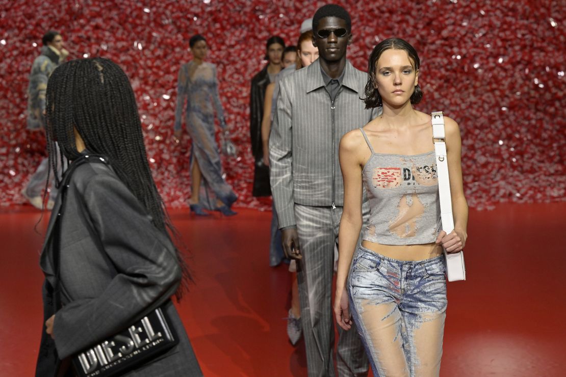 Milan Fashion Week Highlights: Crowd-surfing models, a condom mountain and 80s  club culture