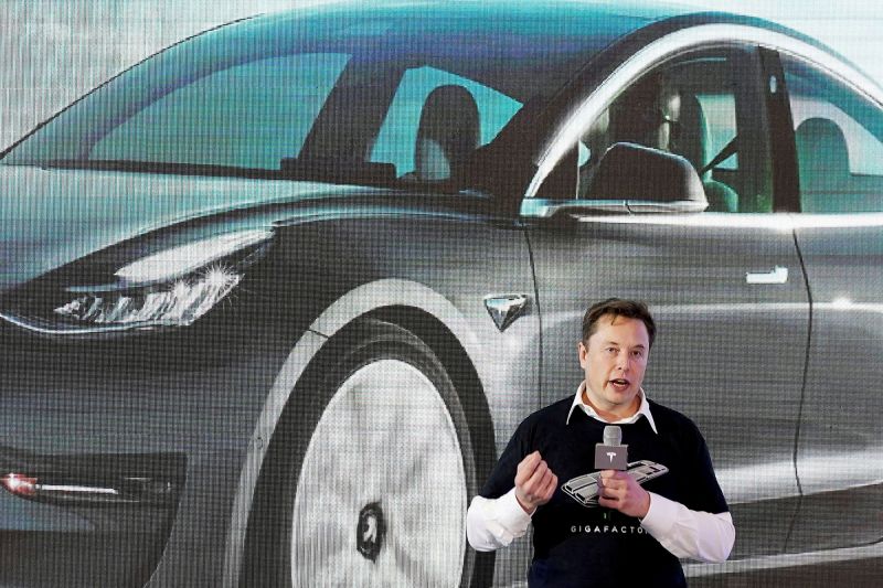 Tesla, Musk Sued By Shareholders Over Self-driving Safety Claims ...