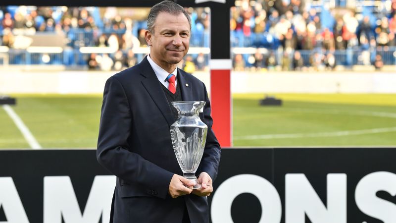 NextImg:Canada Soccer president quits, acknowledges 'change' required as contract negotiations continue | CNN