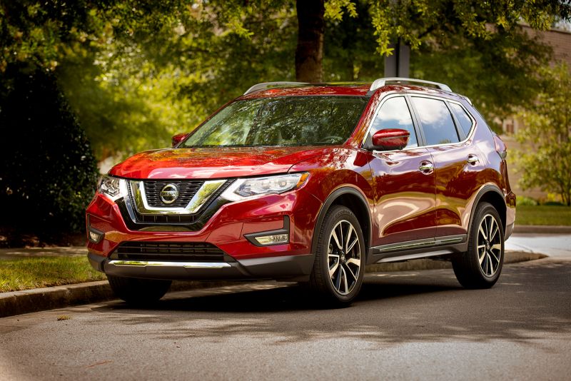 Nissan recalling more than 700 000 SUVs that can accidentally shut